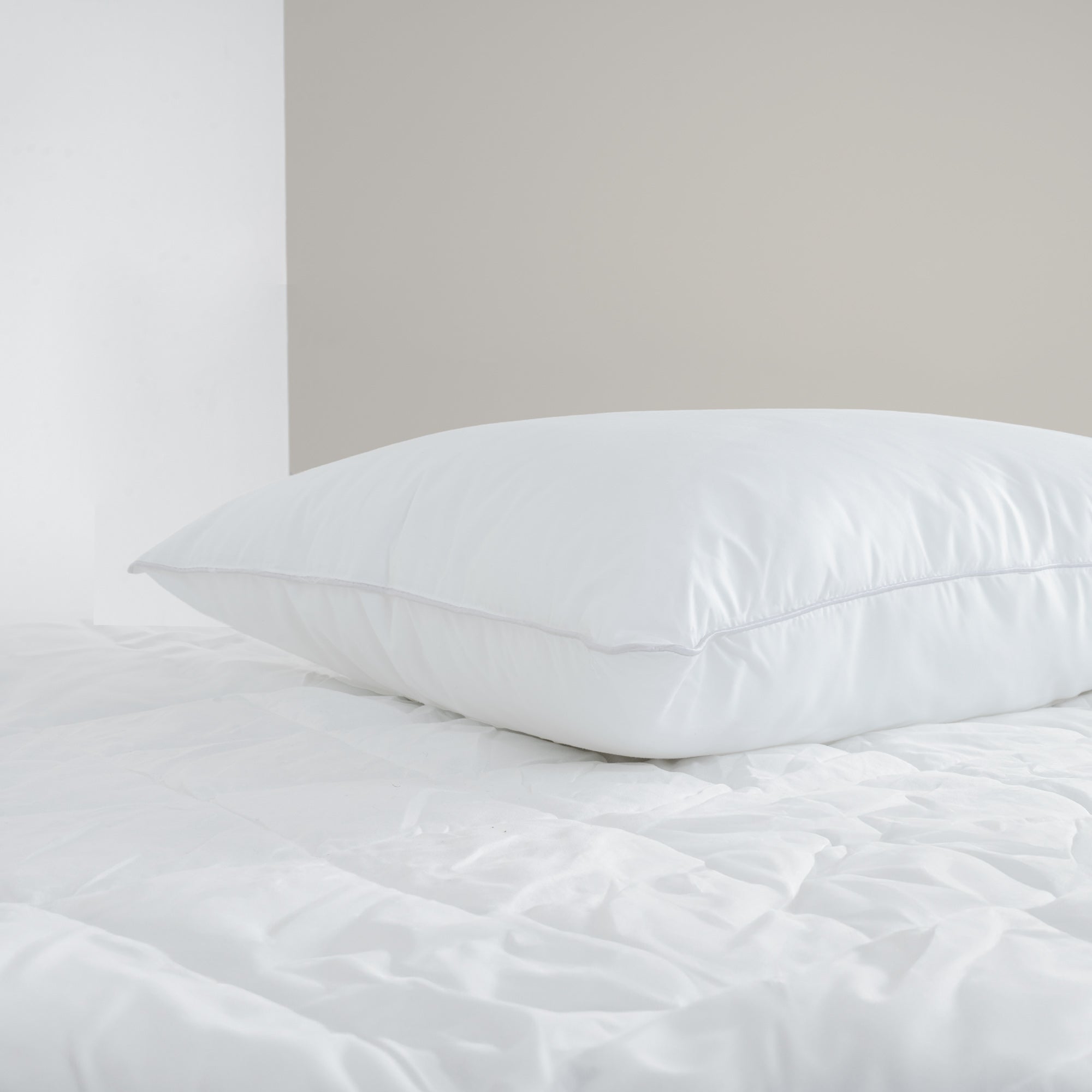 ALMOHADA HIPOALERGÉNICA FINA