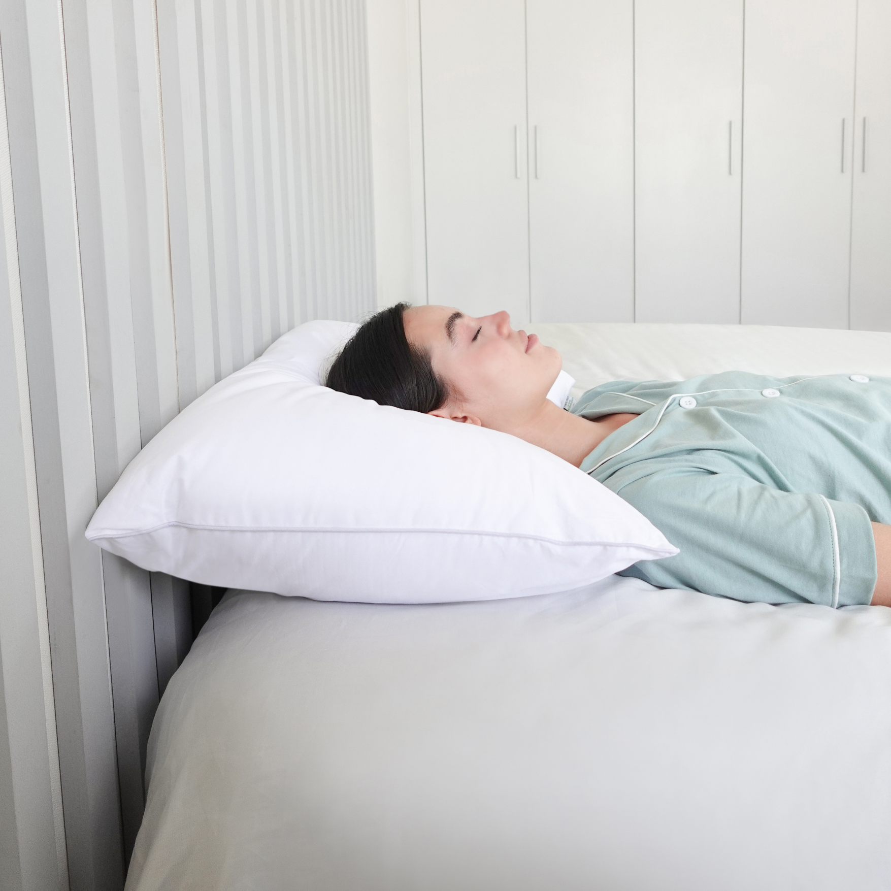 ALMOHADA HIPOALERGÉNICA GRUESA - NEW