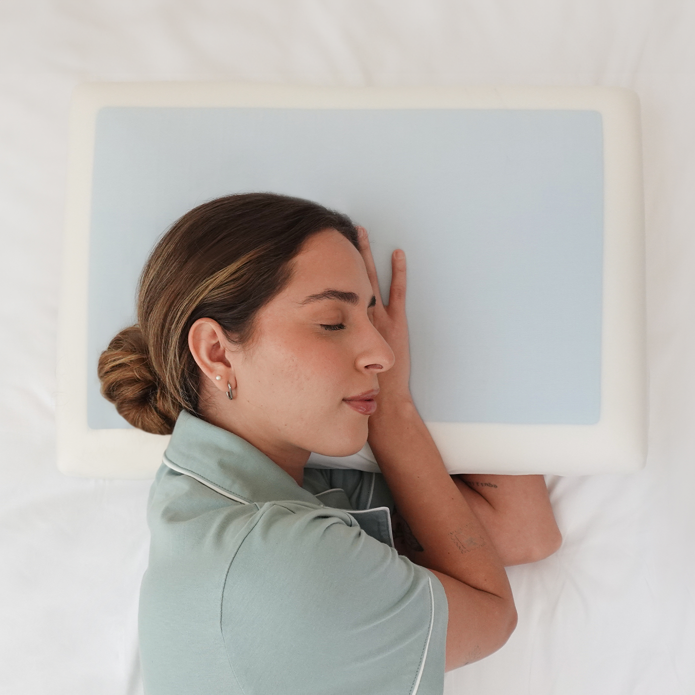 ALMOHADA COOLING GEL TECHNOLOGY